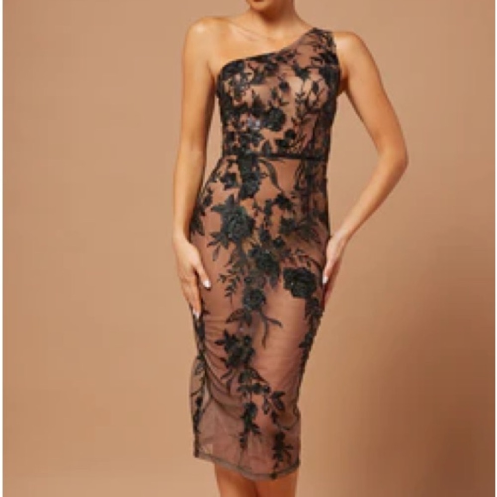 Valeria Sequin Embroidered Midi Dress - Black